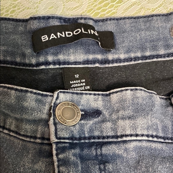 Women’s Bandolino Size 12 Relax Fit & Casual Blue Denim Jeans - Picture 2 of 9